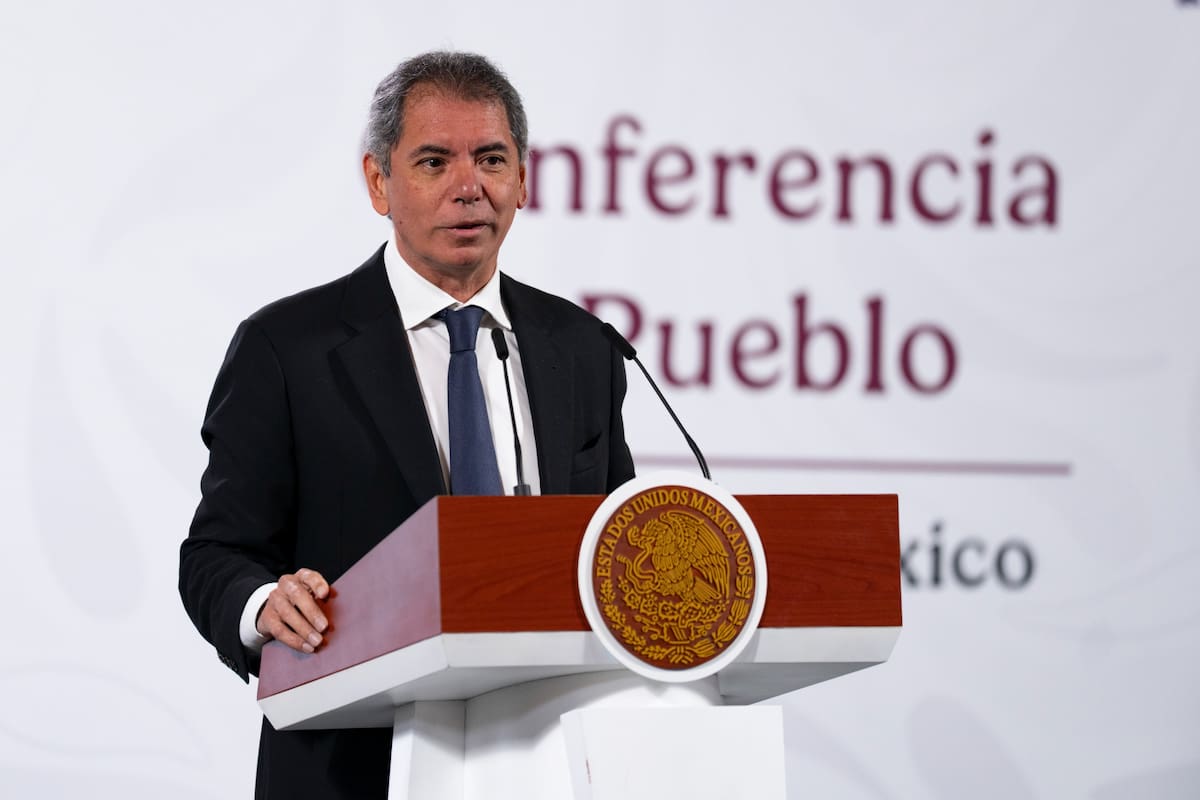 El titular de la Secretaría de Hacienda y Crédito Público (SHCP) es Édgar Amador Zamora, en la 'Conferencia del Pueblo' de Claudia Sheinbaum. | Crédito: Presidencia