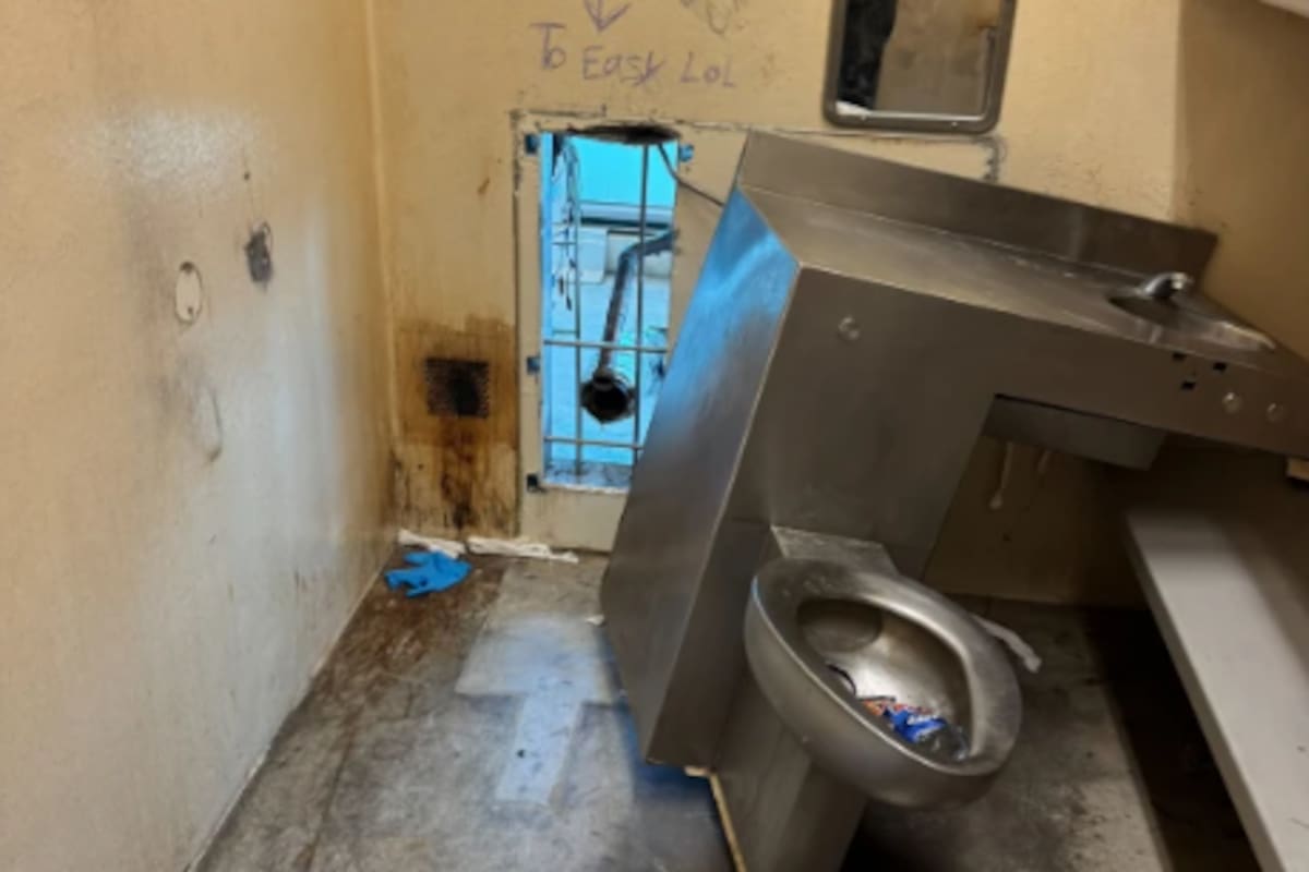 Diez prisioneros de Nueva Orleans se fugaron de prisión tras quitar el inodoro de una celda