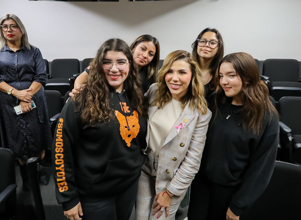 La gobernadora Marina del Pilar ha focalizado los programas sociales para erradicar la pobreza en la entidad.