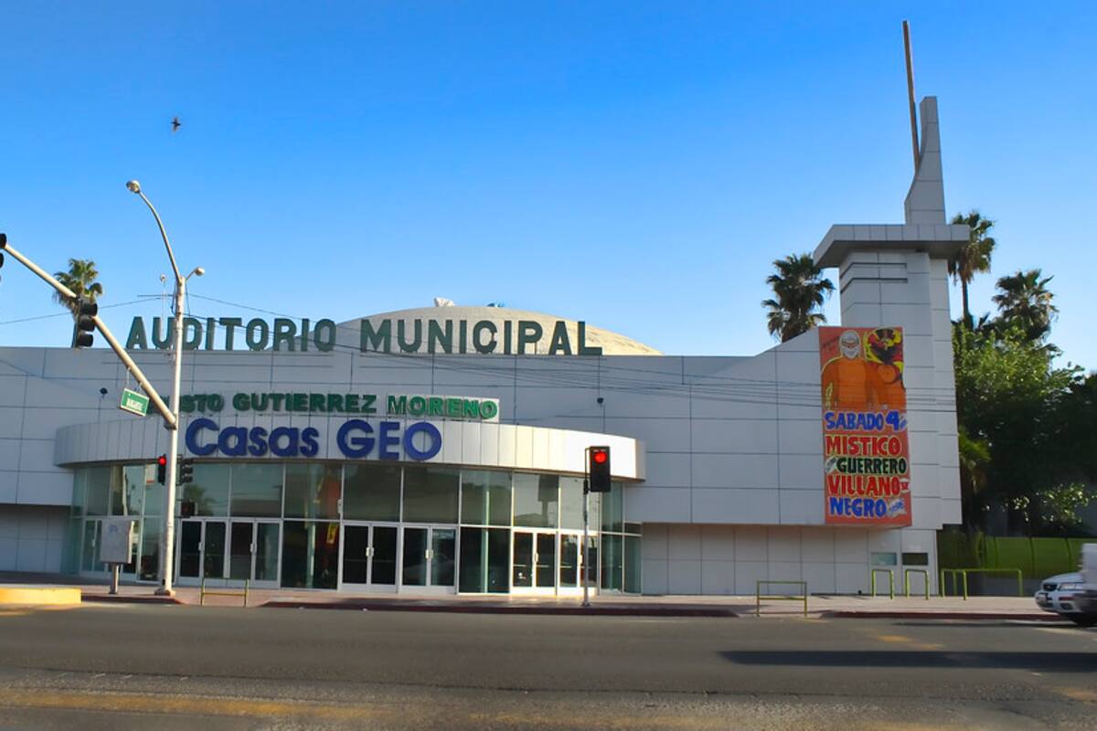 Habilitan Auditorio Municipal como albergue por los incendios en Tijuana