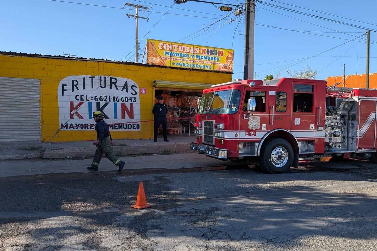 Dos lesionados deja incendio en negocio de frituras en Hermosillo