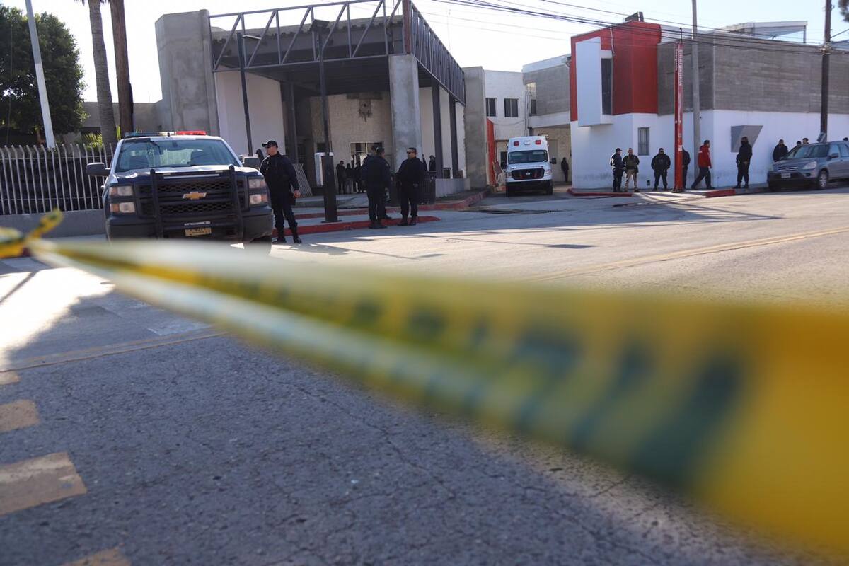 Resguardan instalaciones de Cruz Roja tras ataque a agentes