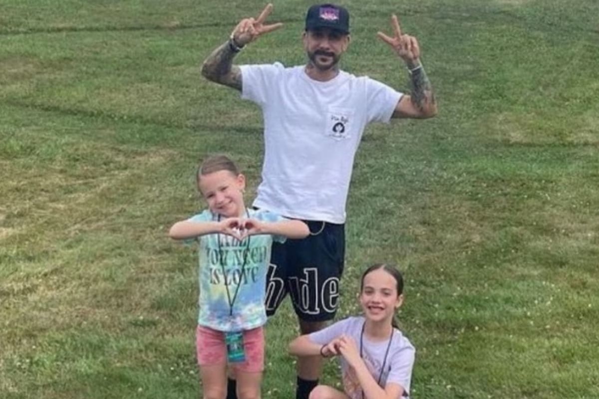 AJ McLean, de los Backstreet Boys, habla sobre la decisión de su hija de cambiar su nombre a Elliott