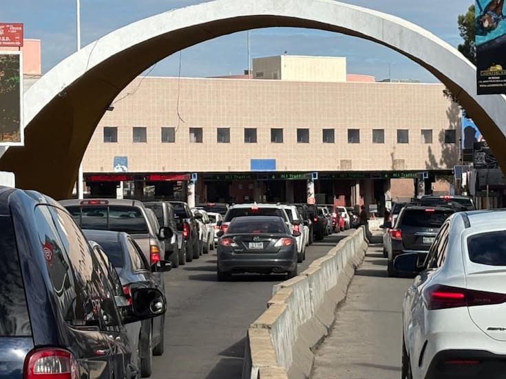 Aprovechan “puente largo” para viajar a Estados Unidos