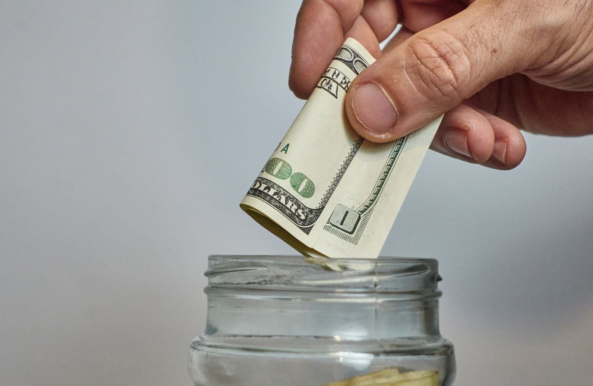 Al conocer que la propina es un reconocimiento voluntario y no un impuesto privado, la ciudadanía adquiere las herramientas legales necesarias para exigir cobros transparentes y evitar abusos en sus presupuestos de entretenimiento y alimentación.