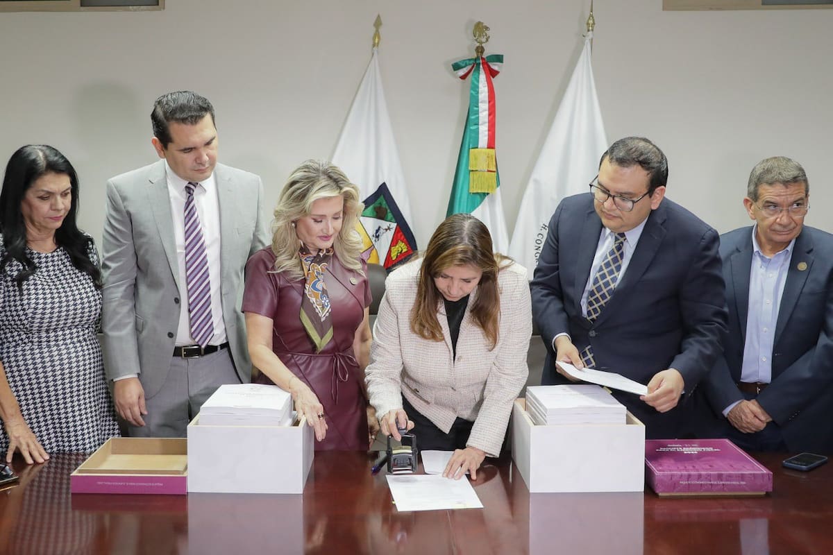 Entrega Durazo proyecto presupuestal 2026 por más de 92 mil millones de pesos