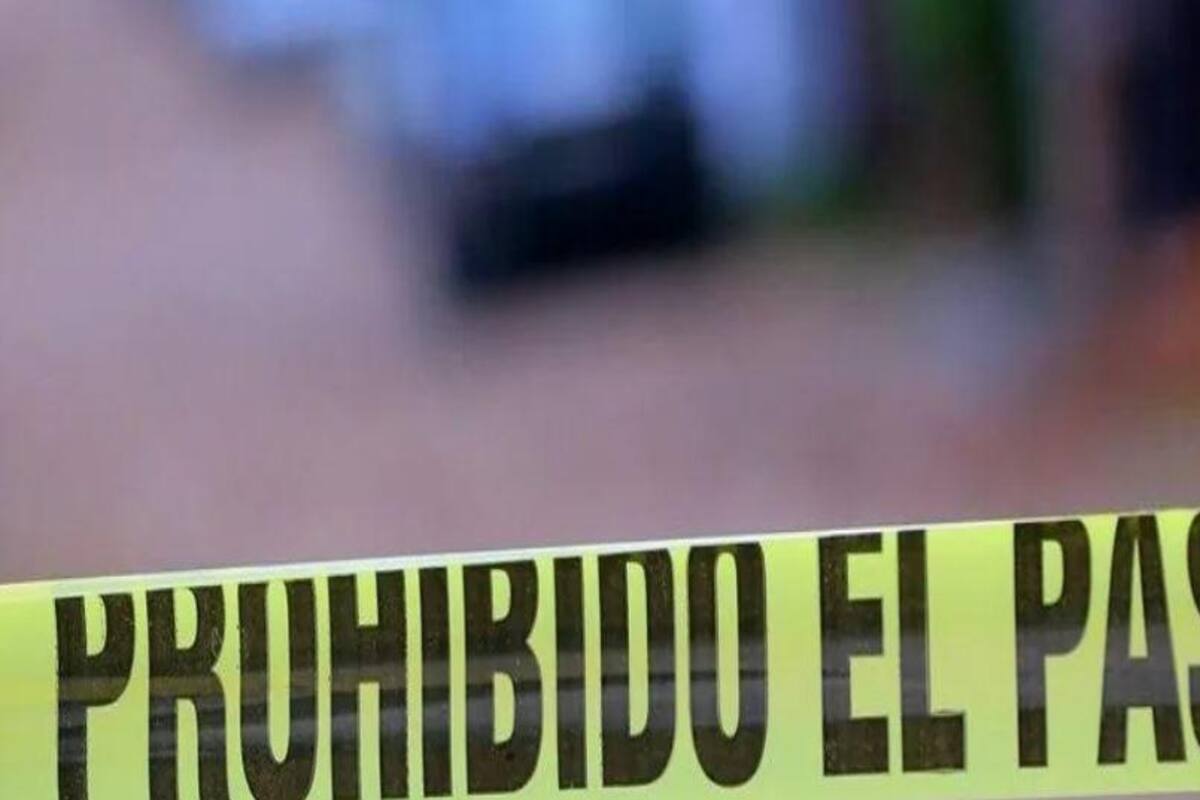 Matan y calcinan cinco personas en un auto en Guanajuato
