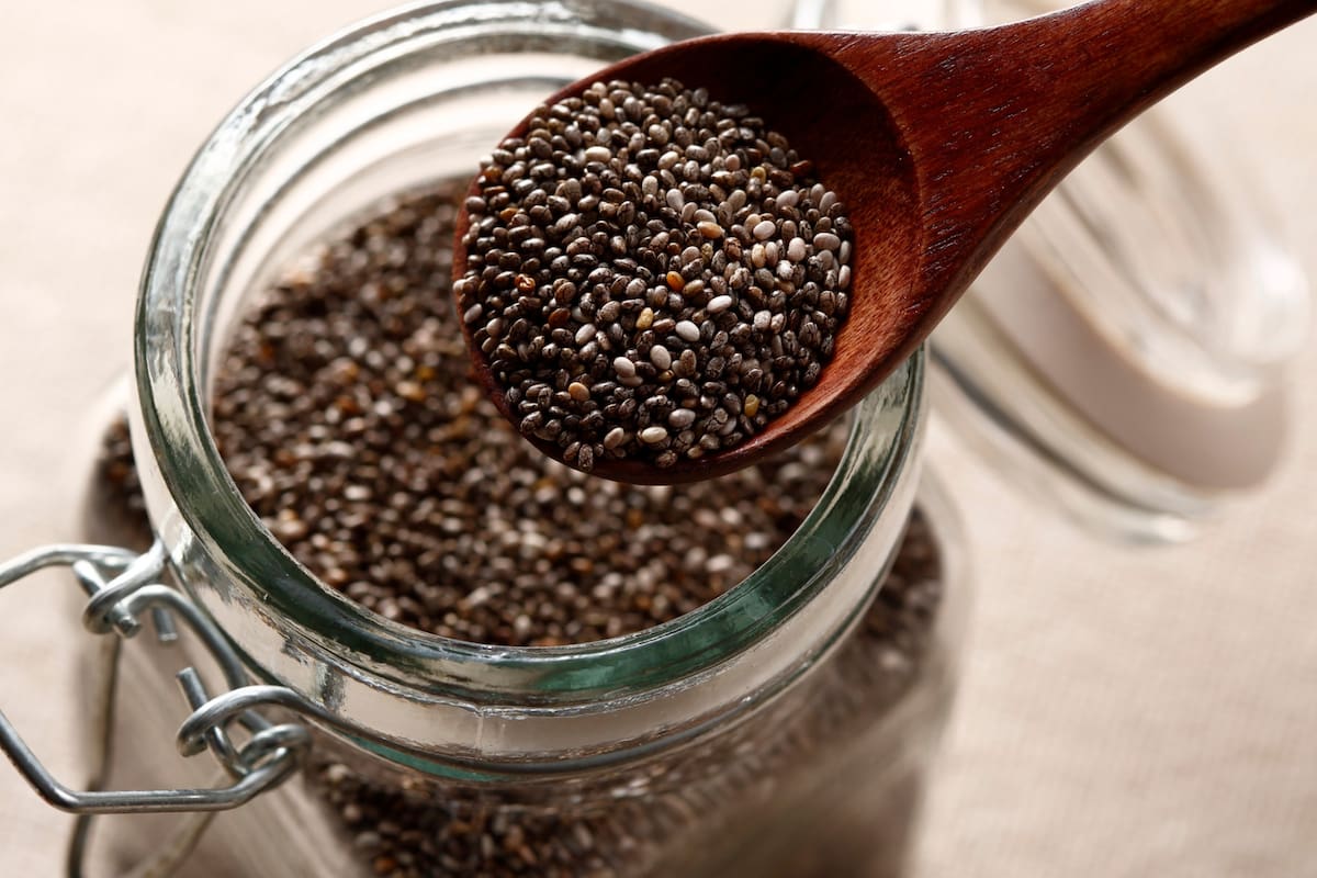 Semillas de chía: qué son, para qué sirven y cómo consumirlas de forma segura