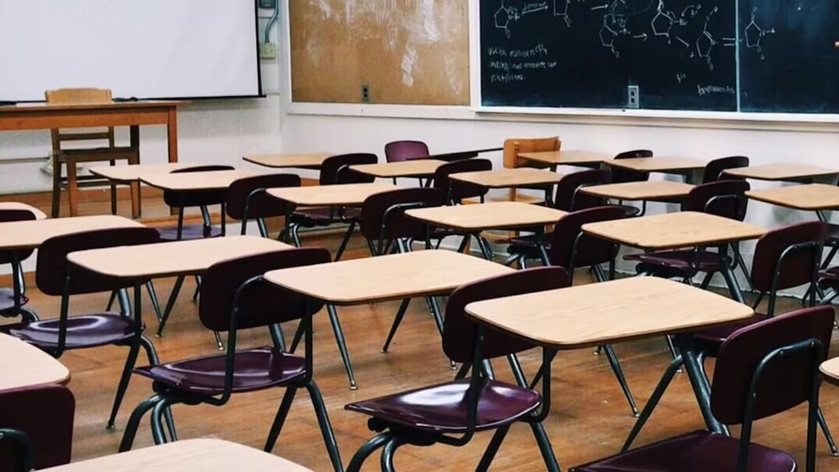 Jueza validó detención de 10 funcionarios mexiquenses acusados de fraude y venta de plazas docentes con 168 altas irregulares en nómina educativa