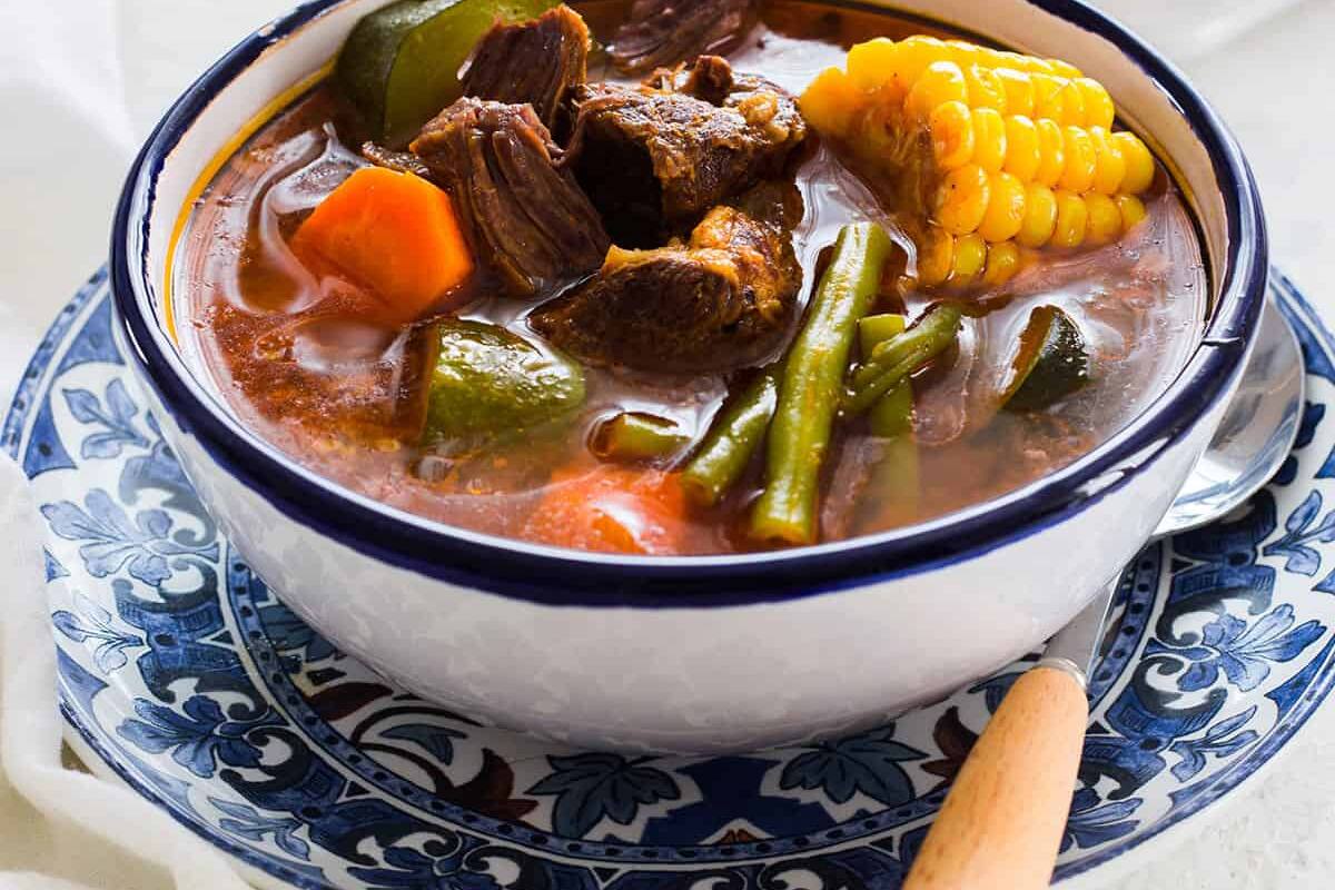 Cinco consejos para un caldo de res delicioso en casa