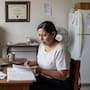 Estudiar más que sus padres no se convirtió en mayor patrimonio para la mayoría, pues 71.4% de los mexicanos avanzó en educación, pero solo 37.3% considera tener más bienes y uno de cada seis batalla para llegar a fin de mes