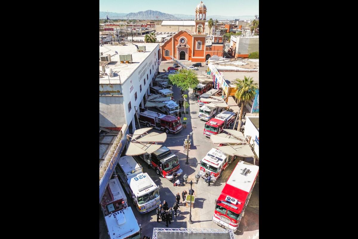 Entregan 19 unidades al Cuerpo de Bomberos de Mexicali