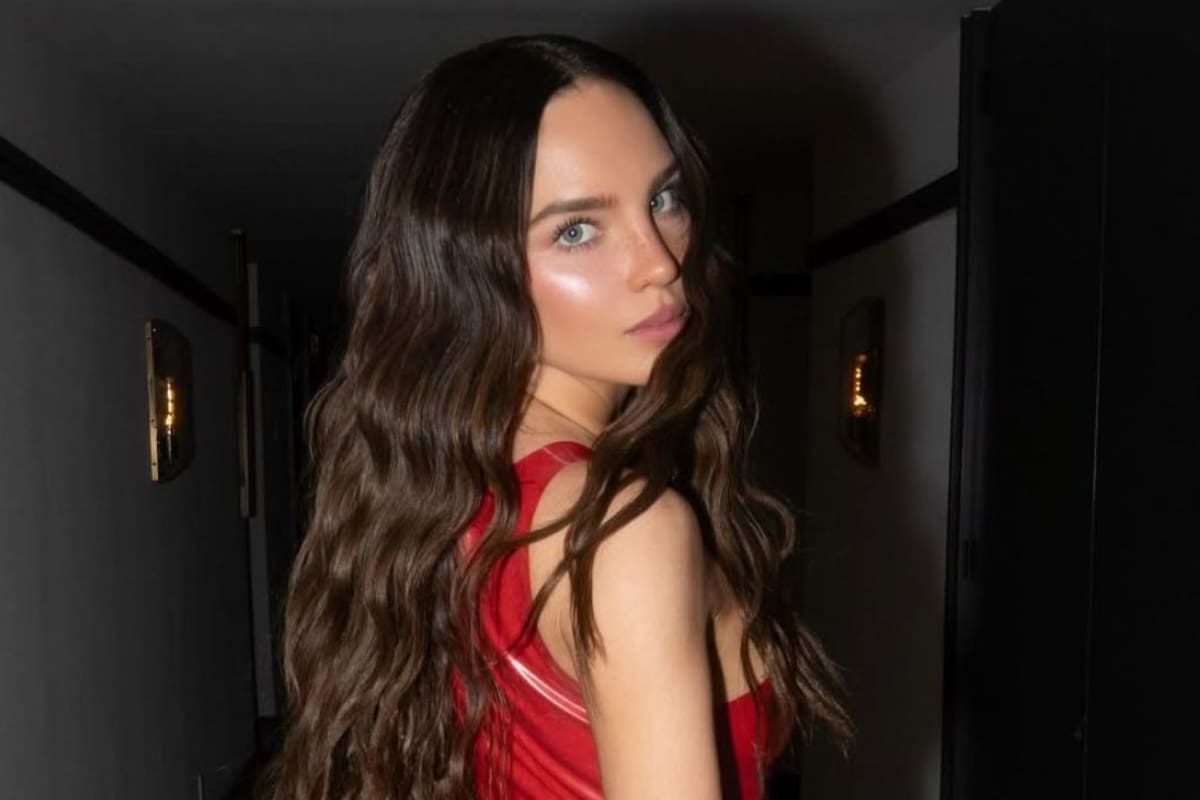 Belinda encabeza la portada de “Los 50 más bellos” de People en Español 2026 en medio de sus proyectos en televisión y teatro