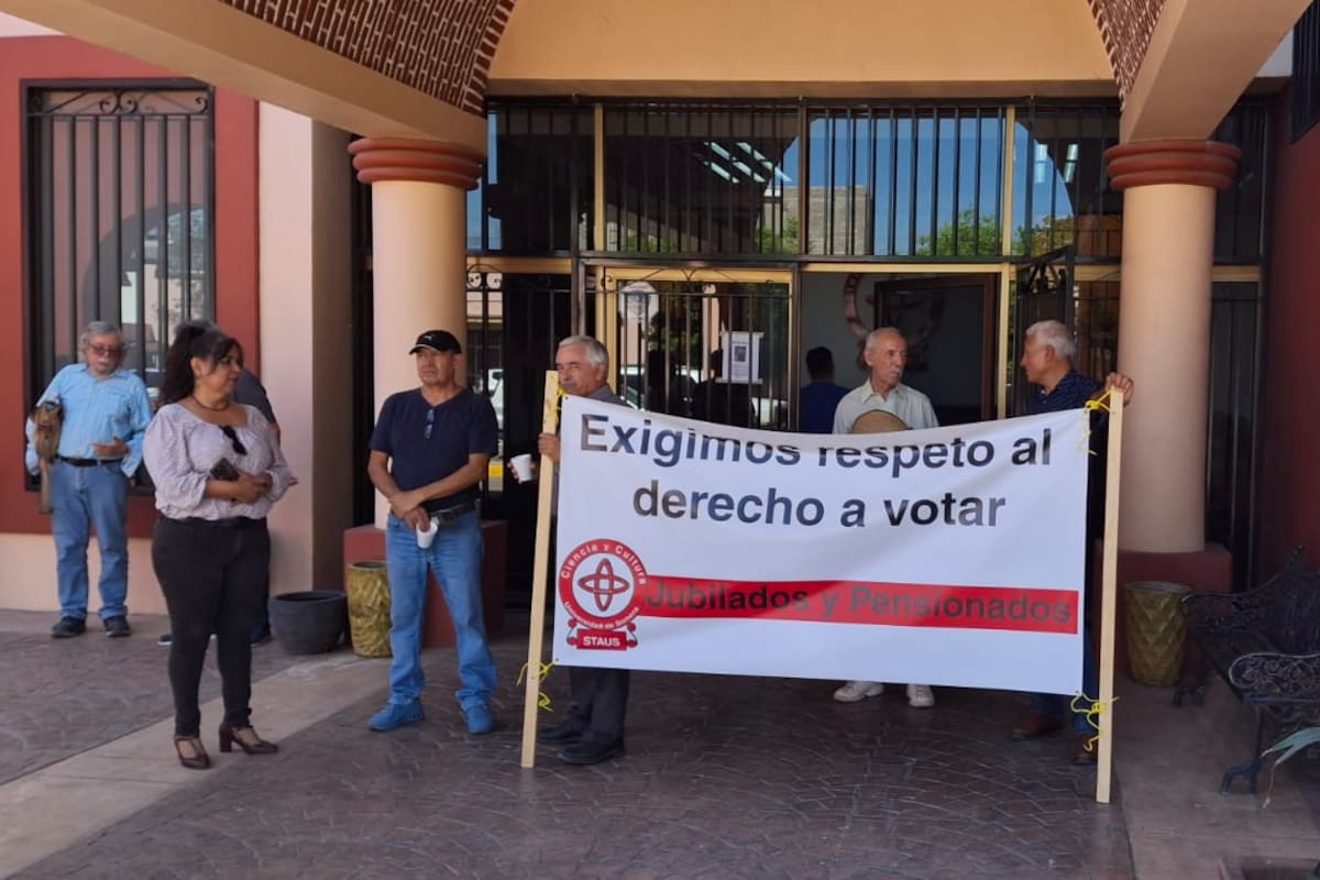 Maestros jubilados y pensionados de la UNISON denuncian que se les negó el derecho al voto para escoger al nuevo Comité Ejecutivo