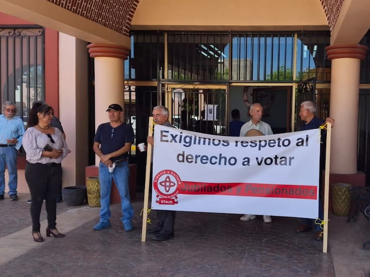 Maestros jubilados y pensionados de la UNISON denuncian que se les negó el derecho al voto para escoger al nuevo Comité Ejecutivo