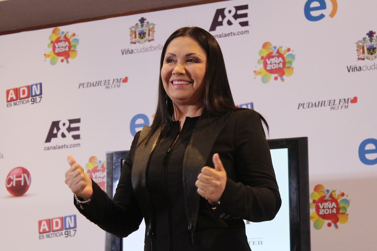 “La hice para Dios”: Ana Gabriel aclara para quién va dirigida su canción “Simplemente amigos”