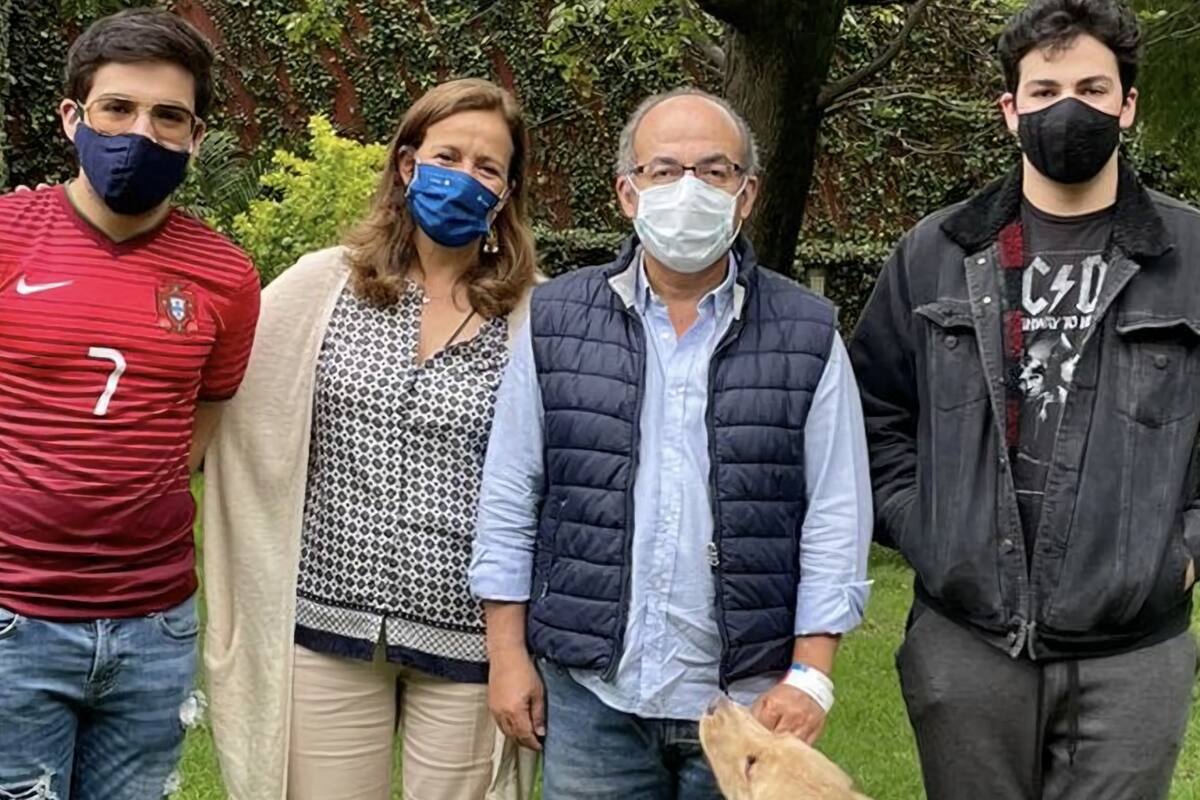 Felipe Calderón anuncia que ya se recuperó de Covid