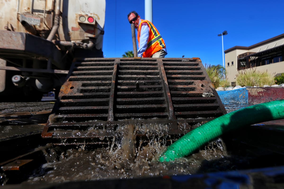 Invierten 73 millones para agua y drenaje en San Luis y el Golfo