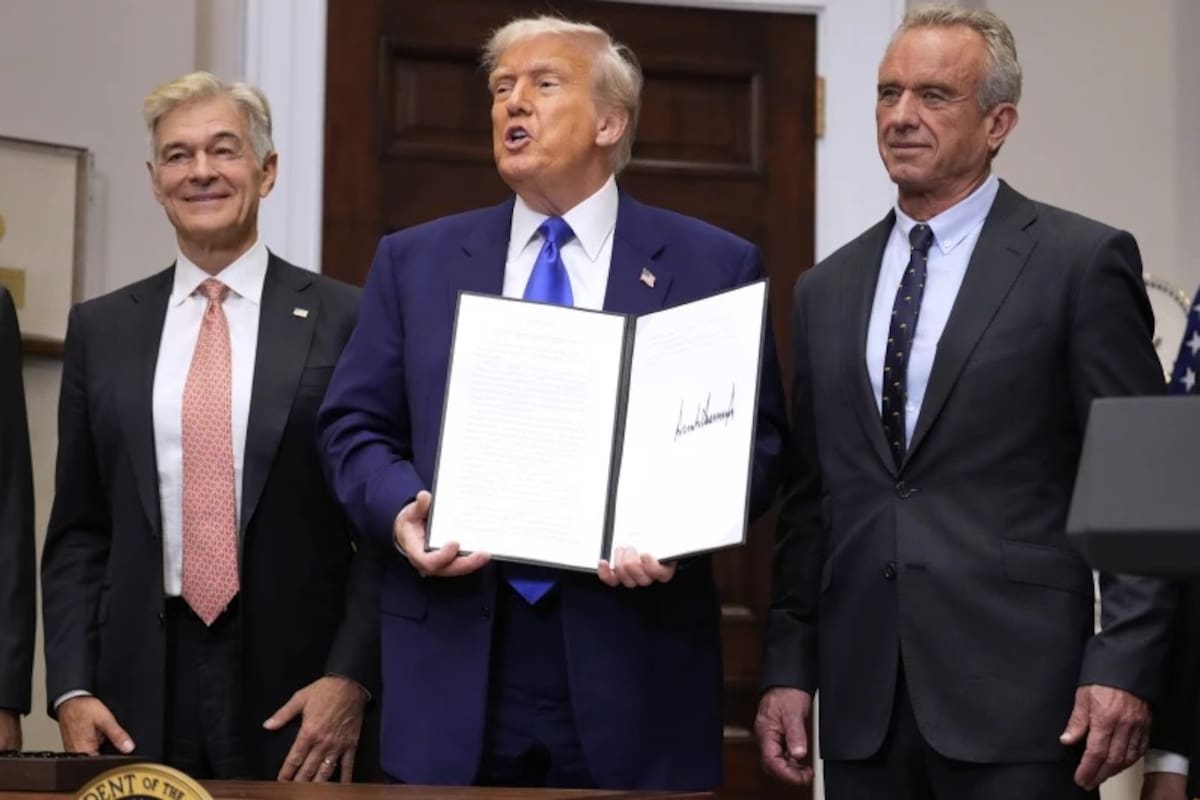 No obstante, cuatro días después, el Departamento de Salud y Servicios Humanos (HHS), bajo presión política, ordenó que los datos se enviaran al DHS “antes de las 5:30 ET de hoy”. Crédito: AP/Mark Schiefelbein