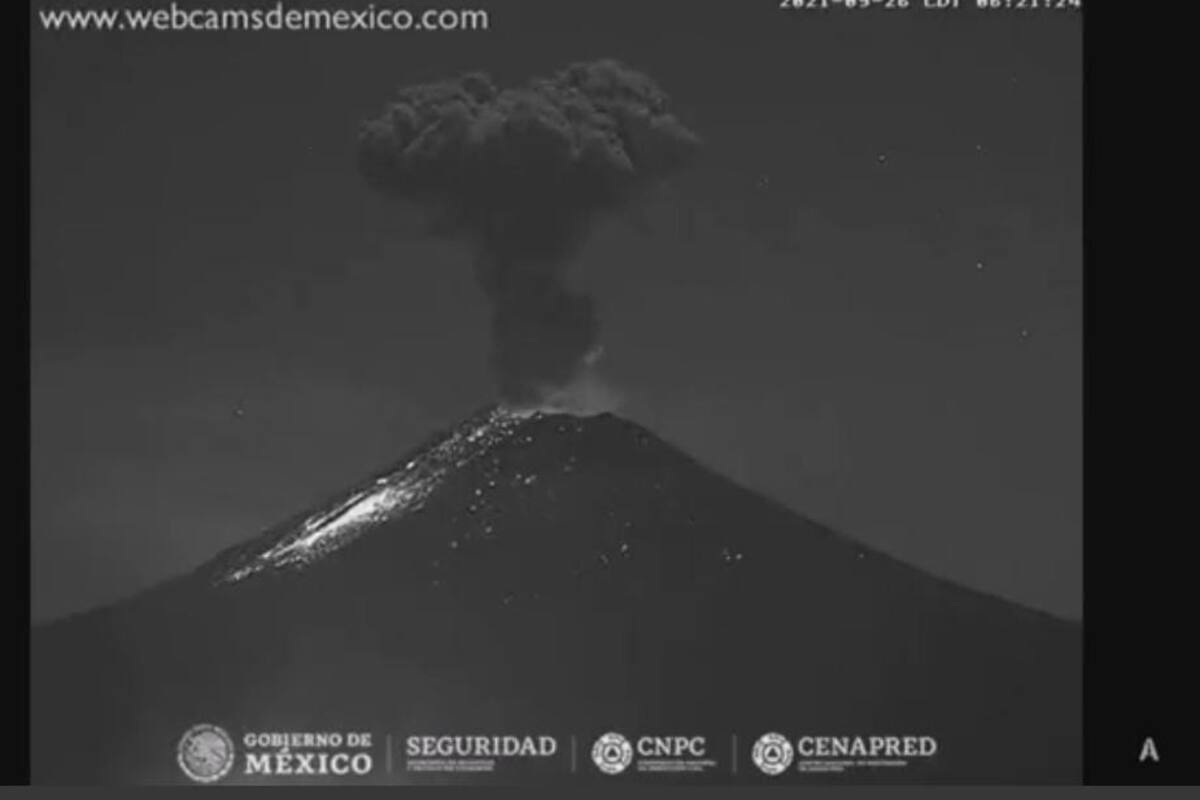 Popocatépetl: Captan explosión con material incandescente