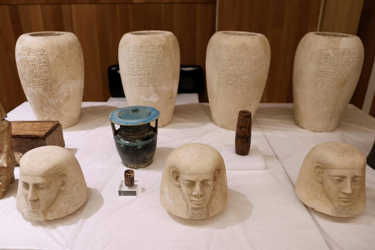 España devuelve a Egipto 36 piezas expoliadas y recuperadas