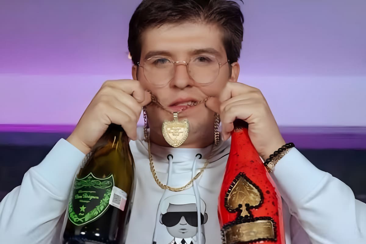 ¿A cuánto asciende la fortuna total de Fofo Márquez?