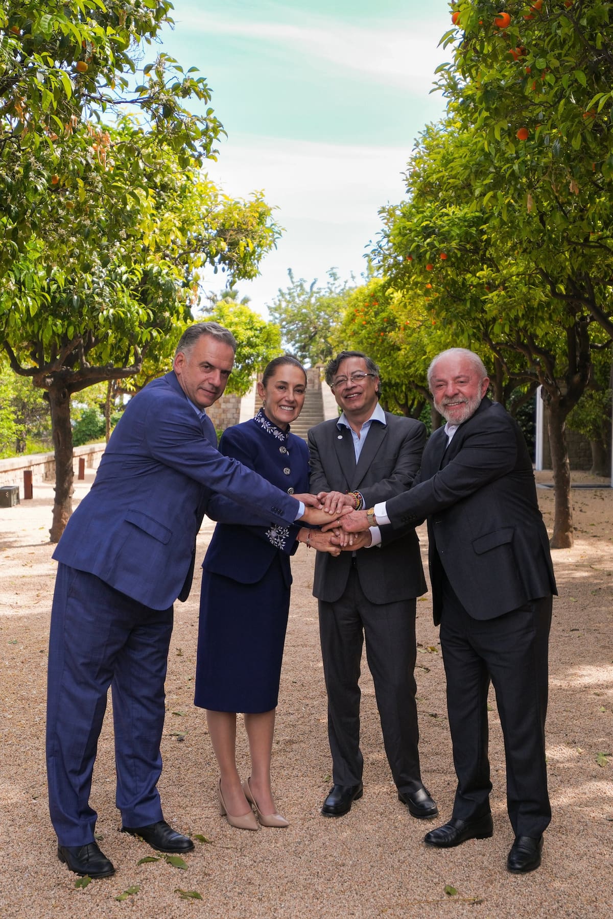 Claudia Sheinbaum Pardo, junto a sus homólogos Luiz Inácio Lula da Silva de Brasil, Gustavo Petro de Colombia y el presidente electo de Uruguay, Yamandú Orsi. | Foto: Claudia Sheinbaum en X