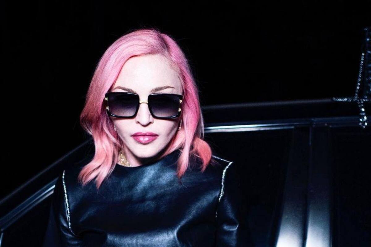 ¡Madonna se pinta el cabello de rosa!