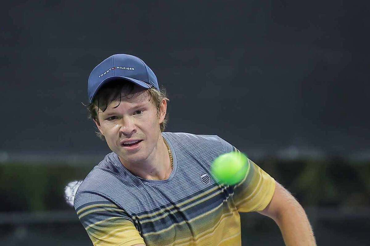 Se corona Stefan Kozlov en abierto de tenis de Los Lagos