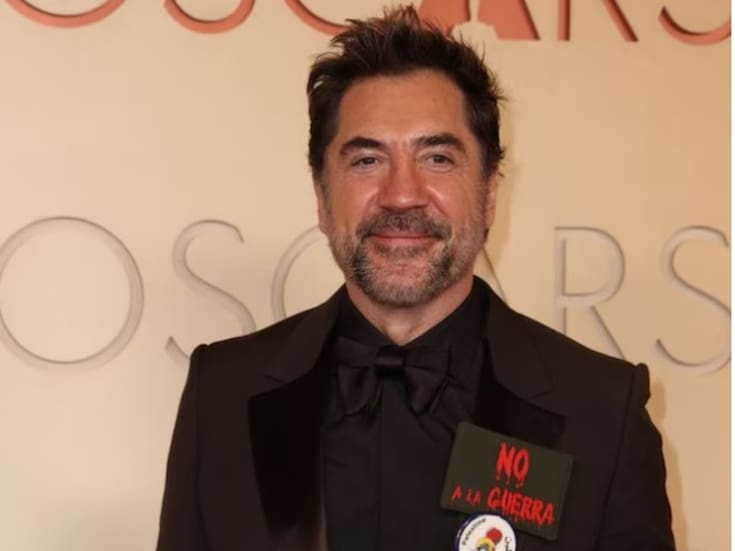 Javier Bardem llega a la alfombra roja del Oscar con mensaje “No a la guerra”
