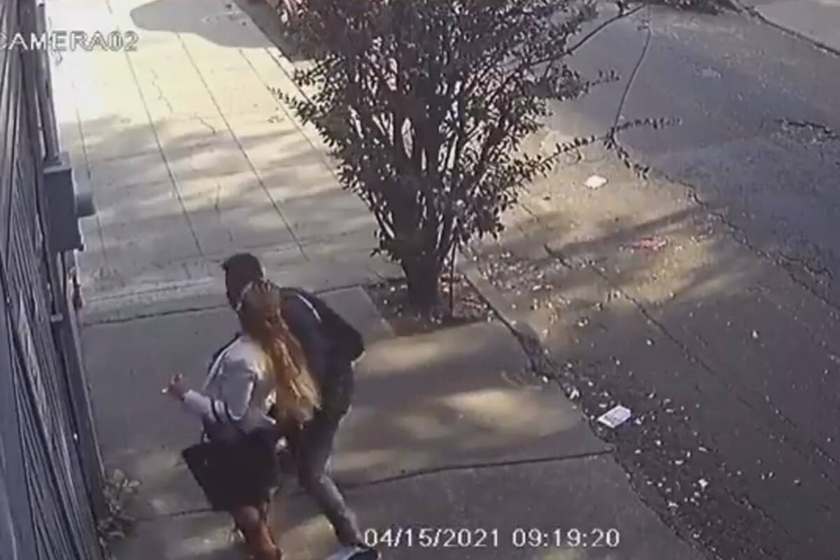 Abren carpeta de investigación por video de hombre que manoseó a mujer en la vía pública