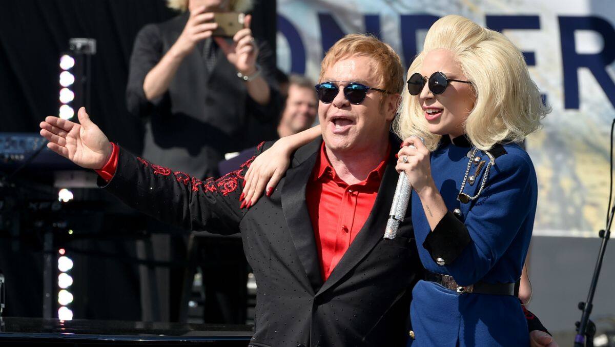 Elton John y Lady Gaga cantarán en la boda de Jeff Bezos y Lauren Sánchez en Venecia / Cuenta de X: @etnow