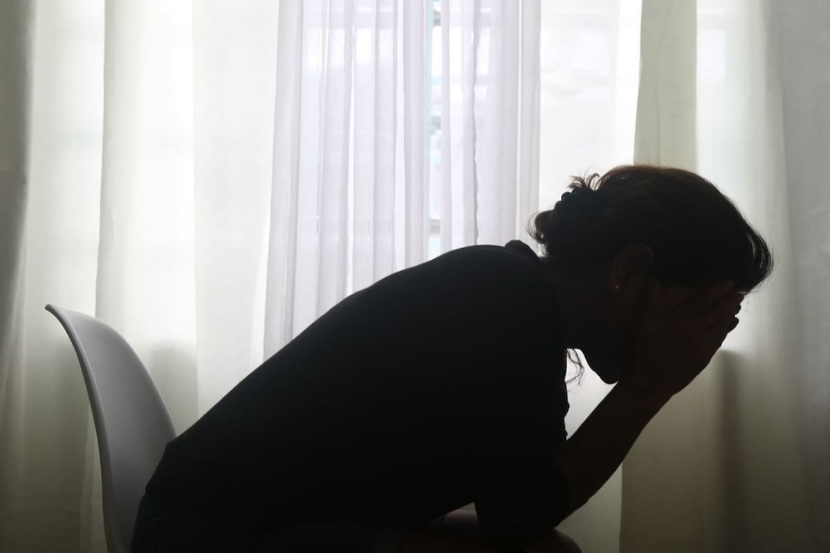 Depresión y suicidios afectan más a mujeres