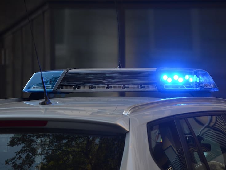 Hombre es aplastado por camión en empresa de autotransporte