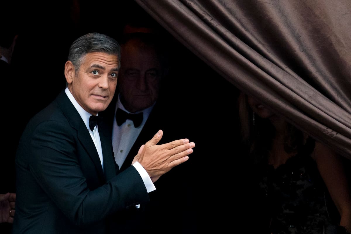 Barack Obama y George Clooney juntos en un barco