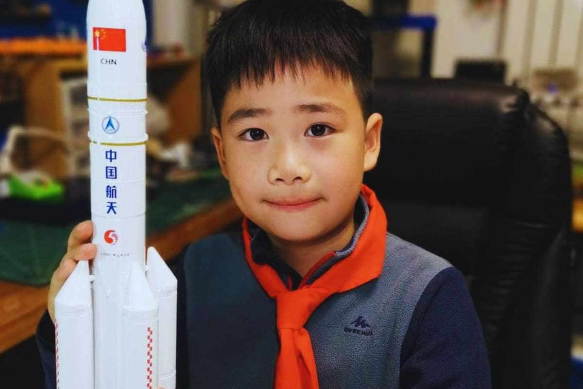 Yan Hongsen, el niño prodigio de 11 años de China y su cohete espacial