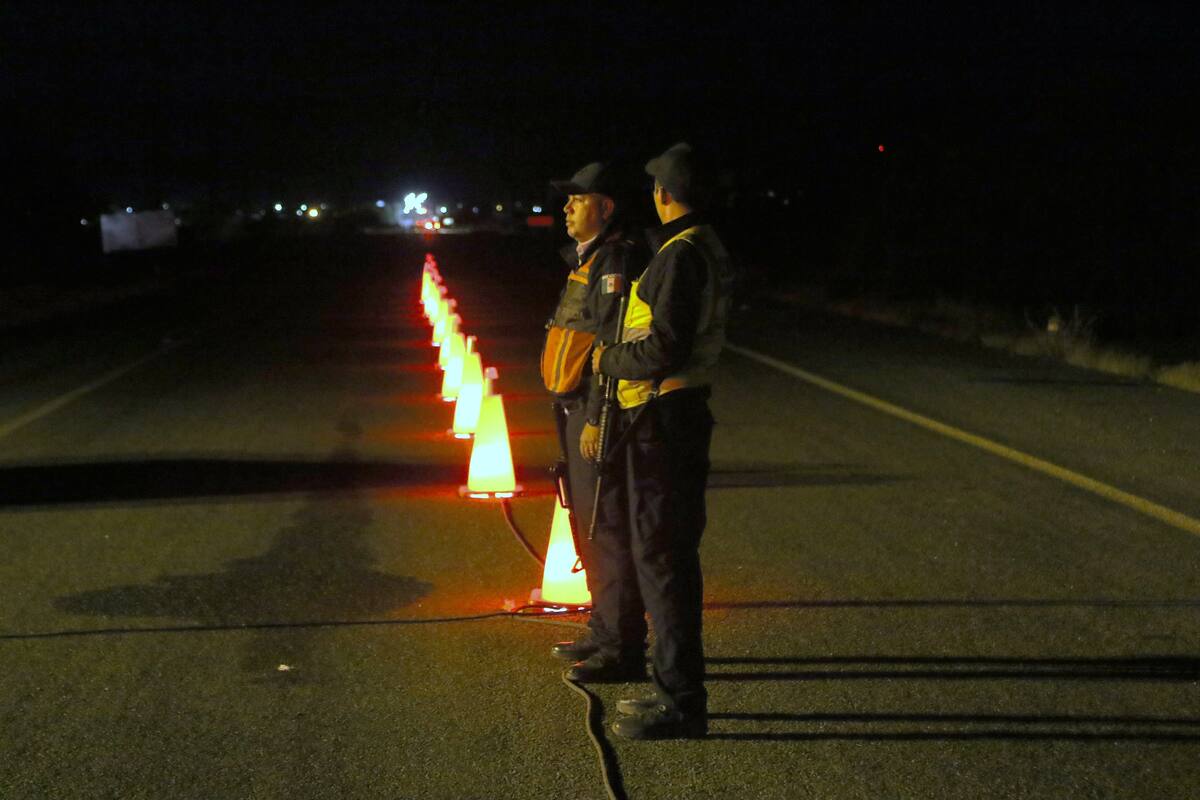 Autoridades mantienen vigilado Bahía de Kino