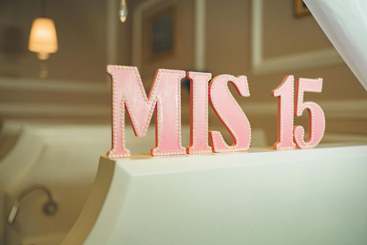Recuerdos para 15 años: ideas originales con fotos que las quinceañeras guardarán para siempre