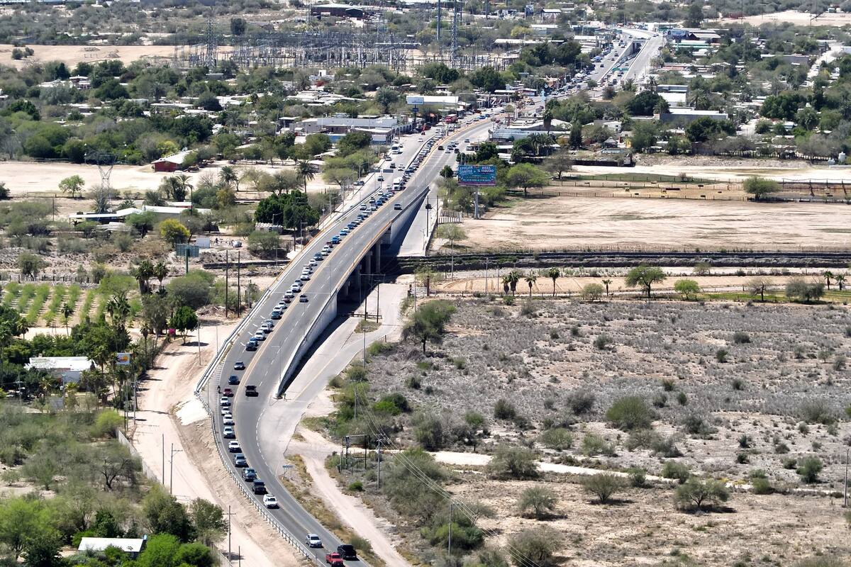 Van 11 mil autos al Río Sonora y la Sierra