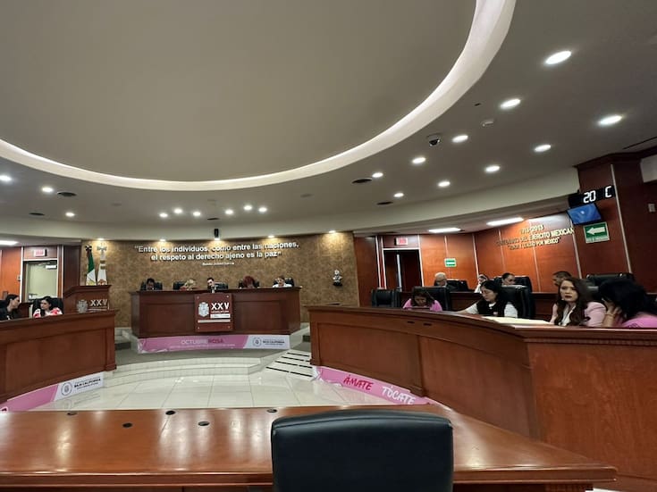 Congreso de Baja California aprueba castigo a profesionales que participen en despojos de viviendas