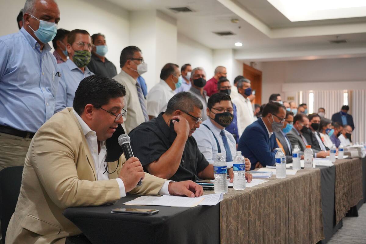 Líderes religiosos comentan estar en contra de la iniciativa del matrimonio igualitario