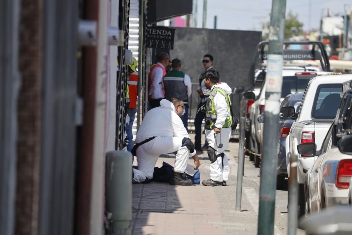 Autoridades trasladaron un transformador para análisis pericial dentro de la investigación por el incendio que dejó 24 personas fallecidas. FOTO: JULIÁN ORTEGA