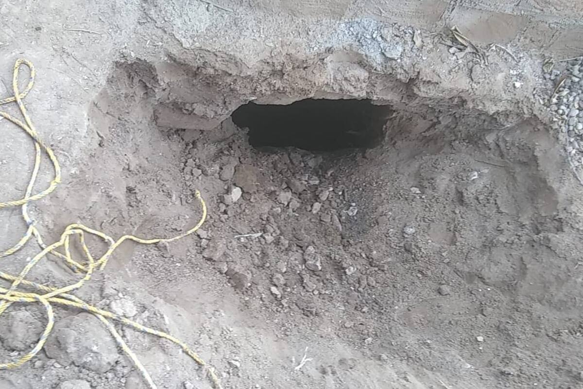 Cae niño de 2 años dentro de letrina sucia en Etchojoa