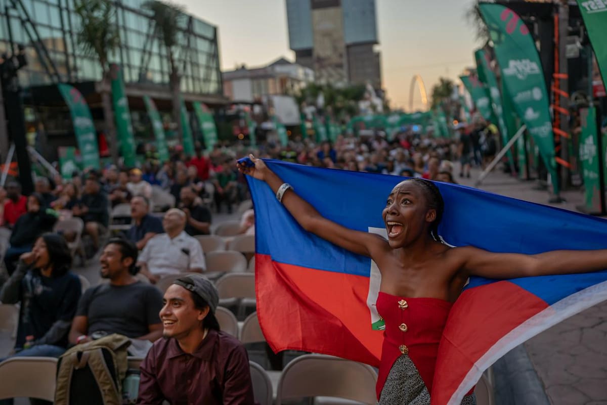 Comunidad haitiana, tijuanenses y turistas se reunieron en el Baja Fut Fest para presenciar el regreso de Haití al Mundial, pese a derrota ante Escocia. Foto: Cortesía.
