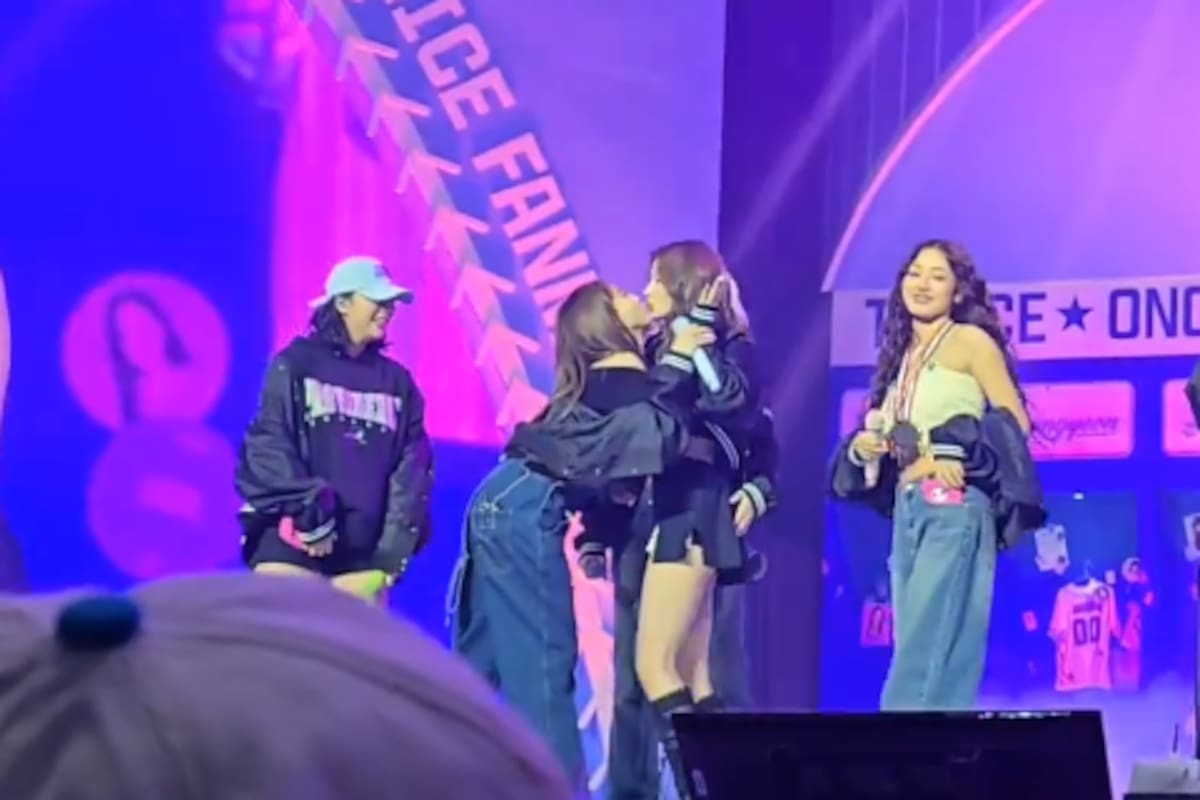 El beso entre Nayeon y Sana de TWICE sorprende a los fans y desafía estereotipos en Corea del Sur