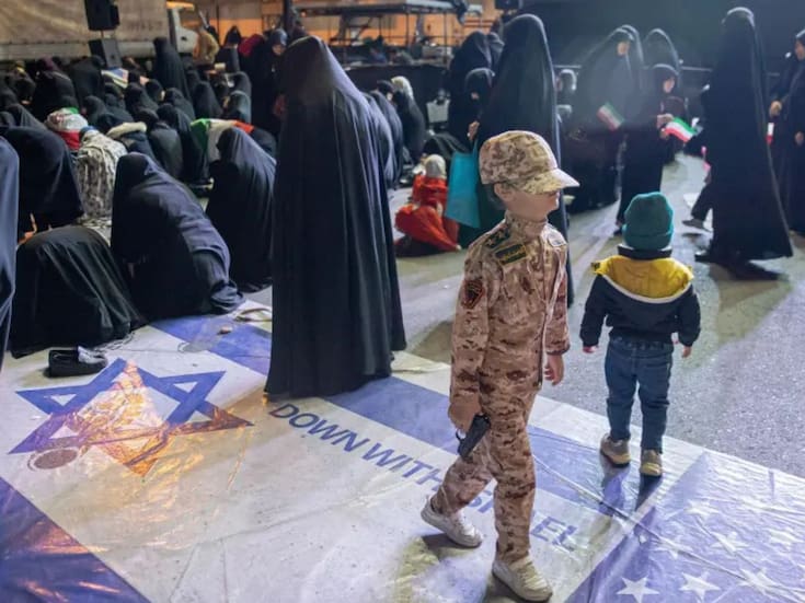 Irán ejecuta a presunto espía vinculado a Israel y lanza ataques con misiles: escala la tensión en Medio Oriente