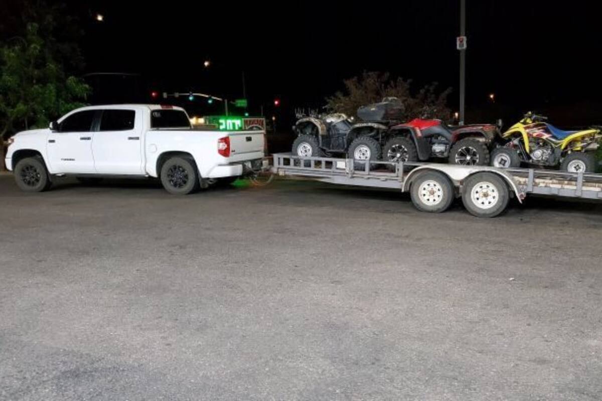Grupo armado en Puerto Peñasco, Sonora despoja de auto, motos y pertenencias a familia turista estadounidense