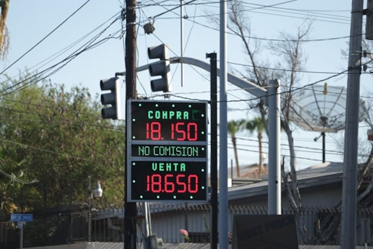 En 18.65 pesos se vende el dólar este martes en Mexicali
