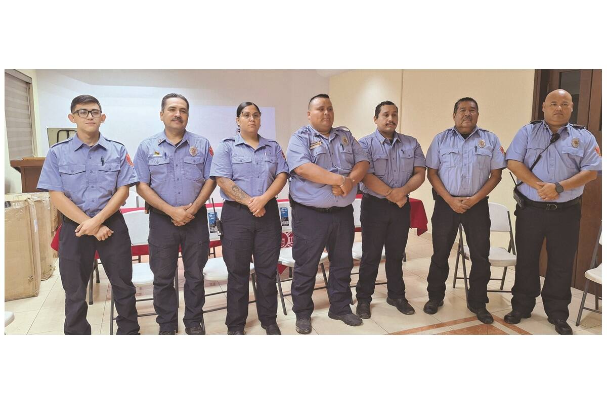 Bomberos de Cajeme actúan con precisión y salvan una vida durante rescate en alcantarilla