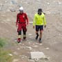 Bomberos emiten recomendaciones para evitar tragedias durante las lluvias mientras continúa la búsqueda de adulto mayor que cayó en arroyo